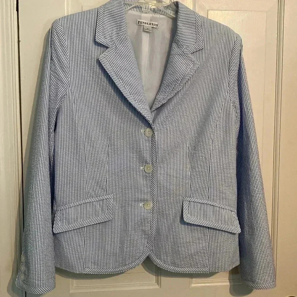 Pendleton seersucker women’s blazer - small - cotton - great condition